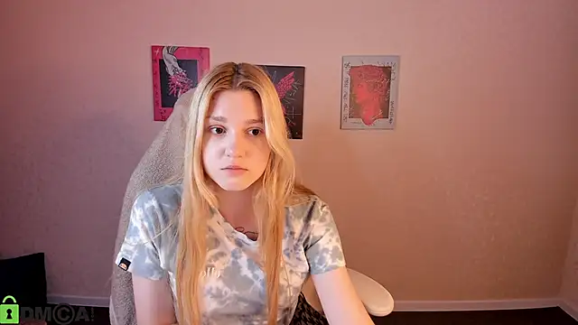 Snapshot of Sylvia_Ortiz chatting on 10/02/25, 08:07 Sylvia Ortiz online show from 10/02/25, 08:07