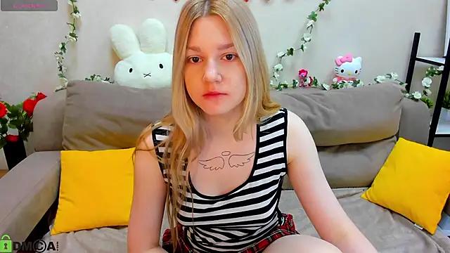 Sylvia Ortiz online show from 02/25/26, 01:06