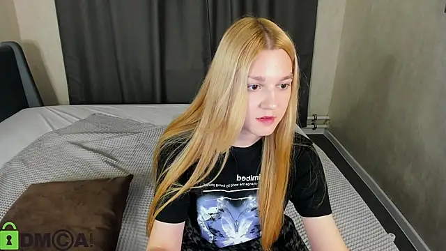 Sylvia Ortiz online show from 10/19/25, 01:14