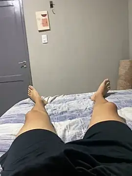 Novindapikgrossa online show from 10/12/25, 04:25