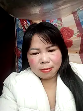 lusy-00 online show from 11/13/25, 02:04