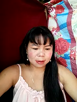 Snapshot of lusy-00 chatting on 10/11/25, 02:34 lusy-00 online show from 10/11/25, 02:34