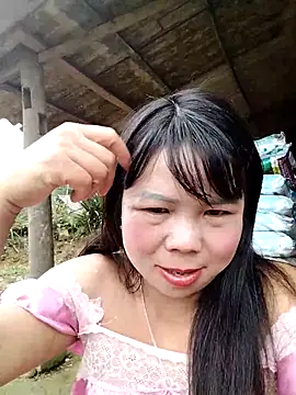 lusy-00 online show from 10/27/25, 07:42