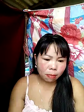 lusy-00 online show from 10/30/25, 07:06