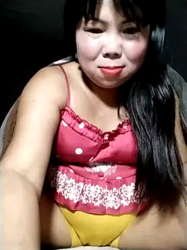 Snapshot of lusy-00 chatting on 05/09/26, 01:42 lusy-00 online show from 05/09/26, 01:42