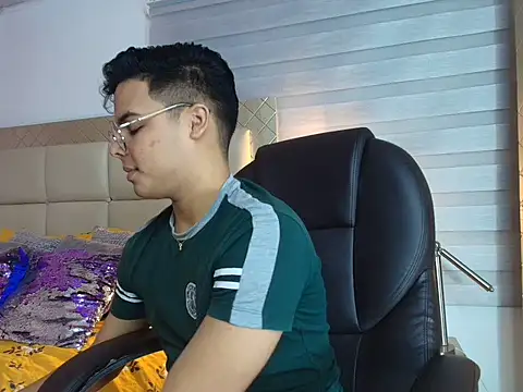 stewart mateo  online show from 11/13/25, 02:04