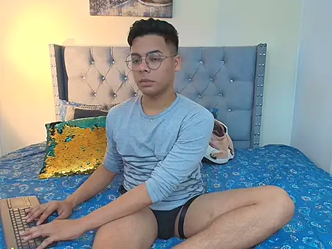 stewart mateo  online show from 11/19/25, 02:11