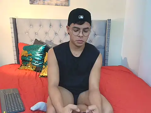 stewart mateo  online show from 11/22/25, 02:10