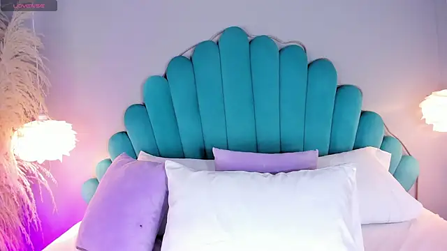 Snapshot of AlassiaHocthner chatting on 02/27/26, 11:54 AlassiaHocthner online show from 02/27/26, 11:54