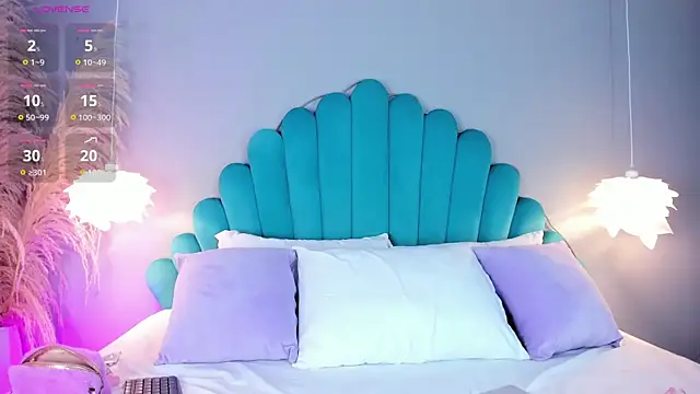 Snapshot of AlassiaHocthner chatting on 11/20/25, 12:06 AlassiaHocthner online show from 11/20/25, 12:06