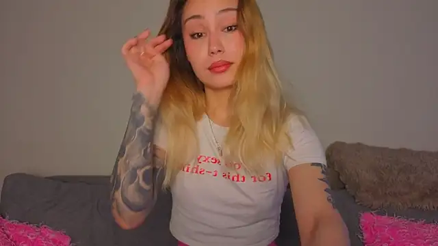 baobei03 online show from 03/12/26, 05:45