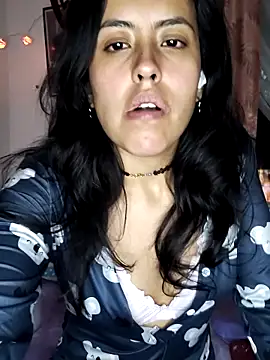 Snapshot of Queen_Ashly chatting on 04/12/26, 03:21 Queen Ashly online show from 04/12/26, 03:21