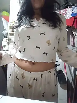 Queen Ashly online show from 05/15/26, 03:04