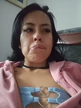 Queen Ashly online show from 11/21/25, 12:09