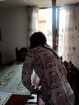 Queen Ashly online show from 01/08/26, 05:41