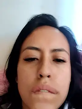 Queen Ashly online show from 01/18/26, 06:33