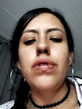 Snapshot of Queen_Ashly chatting on 03/15/26, 04:08 Queen Ashly online show from 03/15/26, 04:08