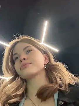 Snapshot of SMELLSEX chatting on 12/22/25, 07:47 SMELLSEX online show from 12/22/25, 07:47