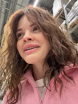 Snapshot of SMELLSEX chatting on 03/01/26, 04:18 SMELLSEX online show from 03/01/26, 04:18