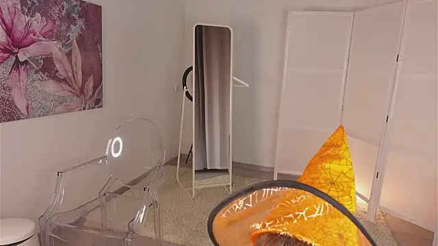 Katie ktk online show from 10/29/25, 01:54