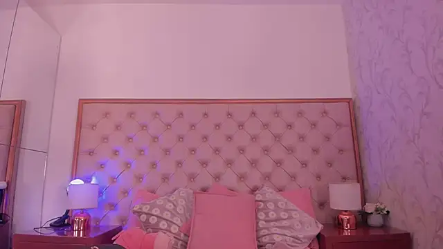 sweetabbey online show from 10/23/25, 01:59