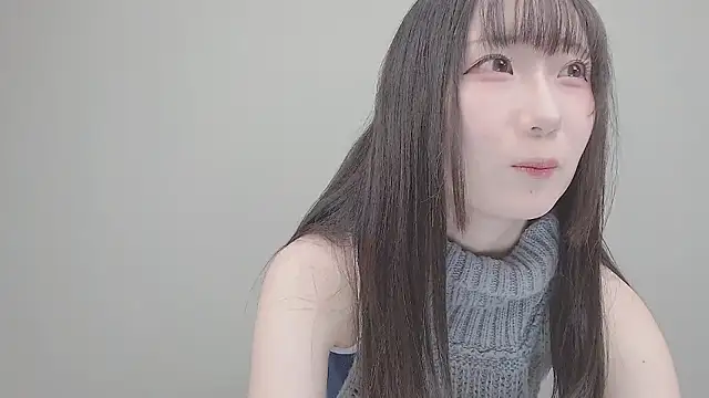 Hanna xxx cute online show from 11/30/25, 11:00