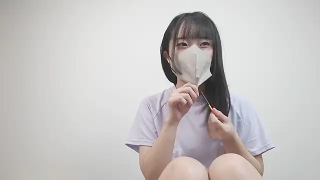 Snapshot of Hanna_xxx_cute chatting on 10/06/25, 11:00 Hanna xxx cute online show from 10/06/25, 11:00