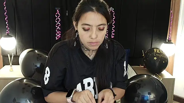 LiaMonroee  online show from 03/24/26, 12:27