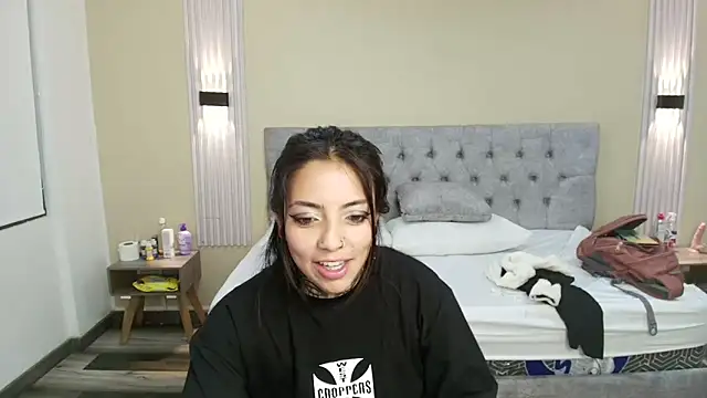 LiaMonroee  online show from 09/18/25, 11:46