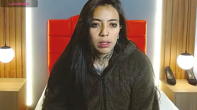 LiaMonroee  online show from 02/08/26, 12:14