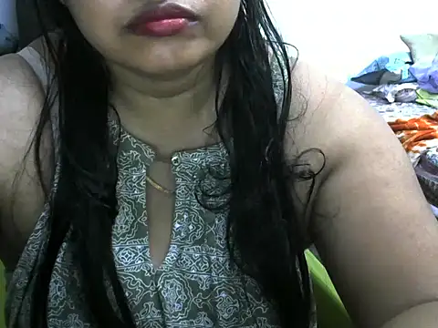 Snapshot of bosemalini chatting on 11/01/25, 03:28 bosemalini online show from 11/01/25, 03:28