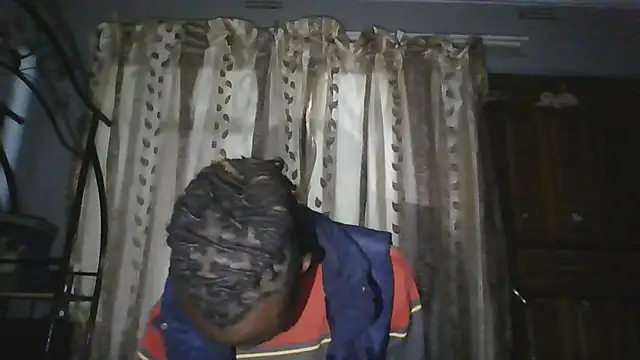 Snapshot of Nykho17 chatting on 11/05/25, 01:09 Nykho17 online show from 11/05/25, 01:09