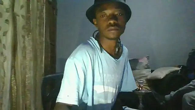 Snapshot of Nykho17 chatting on 11/20/25, 06:30 Nykho17 online show from 11/20/25, 06:30