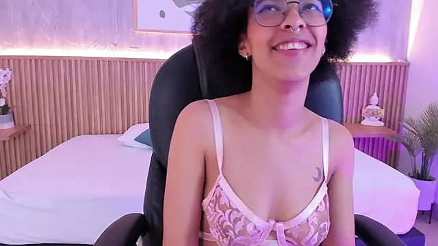 sophie rojas online show from 11/22/25, 03:27