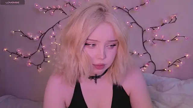 RileyVice online show from 05/23/26, 08:57