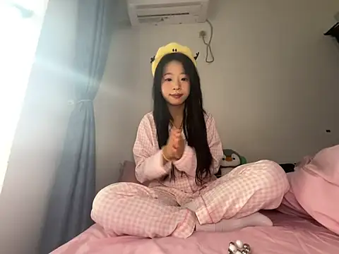 jingjing005 online show from 02/01/26, 06:44