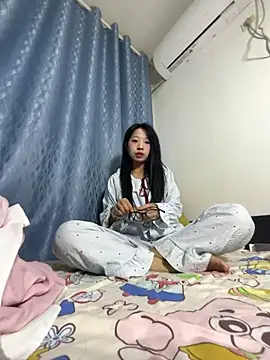 jingjing005 online show from 02/10/26, 12:37