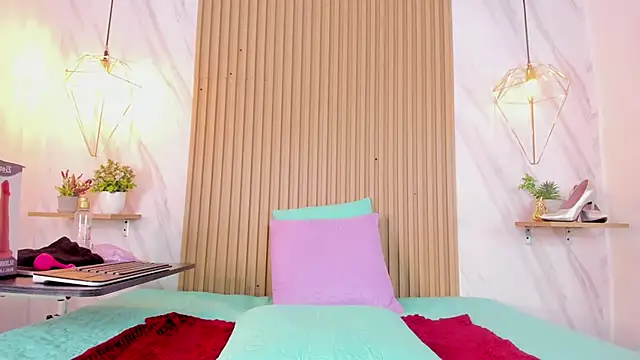 lia harper  online show from 02/10/26, 07:24