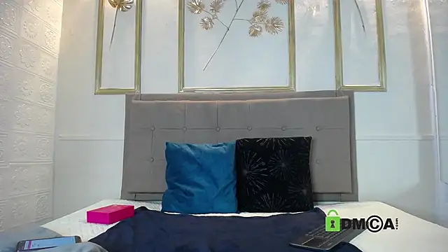 lia harper  online show from 10/02/25, 12:19