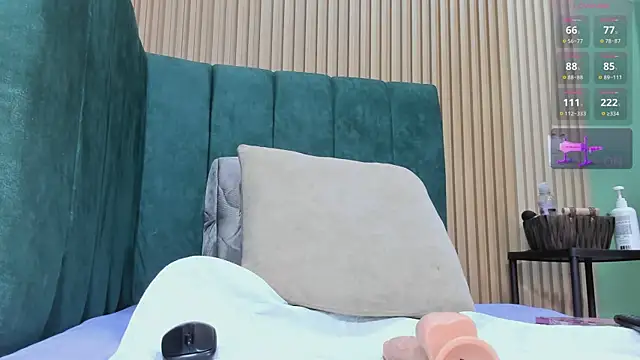 EvelynFoxx- online show from 11/17/25, 07:18