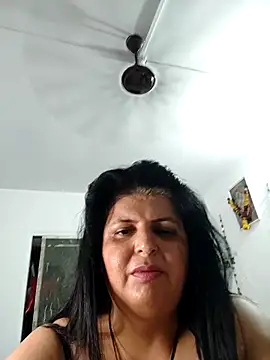 Snapshot of Jann_Riya333 chatting on 06/16/26, 08:20 Jann Riya333 online show from 06/16/26, 08:20