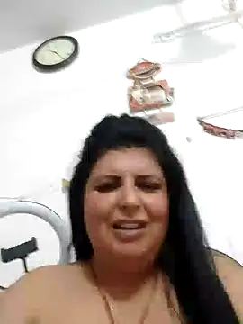 Snapshot of Jann_Riya333 chatting on 05/24/26, 04:51 Jann Riya333 online show from 05/24/26, 04:51