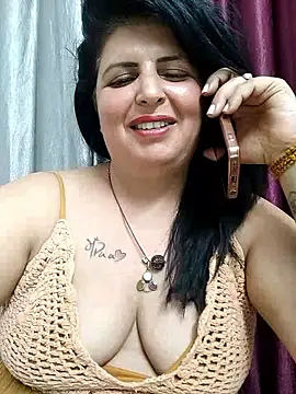 Snapshot of Jann_Riya333 chatting on 05/14/26, 06:05 Jann Riya333 online show from 05/14/26, 06:05