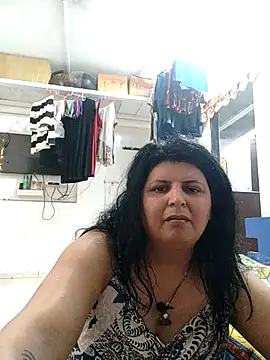 Snapshot of Jann_Riya333 chatting on 10/11/25, 02:40 Jann Riya333 online show from 10/11/25, 02:40