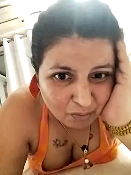 Snapshot of Jann_Riya333 chatting on 04/02/26, 02:57 Jann Riya333 online show from 04/02/26, 02:57