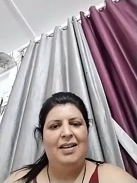 Snapshot of Jann_Riya333 chatting on 06/19/26, 07:58 Jann Riya333 online show from 06/19/26, 07:58