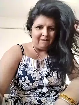Snapshot of Jann_Riya333 chatting on 10/23/25, 03:38 Jann Riya333 online show from 10/23/25, 03:38
