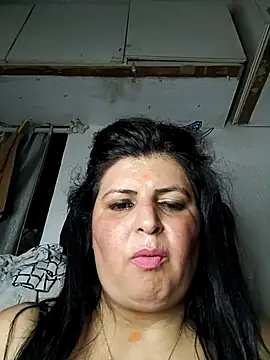 Snapshot of Jann_Riya333 chatting on 07/15/26, 09:27 Jann Riya333 online show from 07/15/26, 09:27