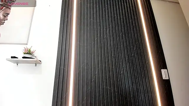 Gabrielaa Miller  online show from 11/07/25, 07:18