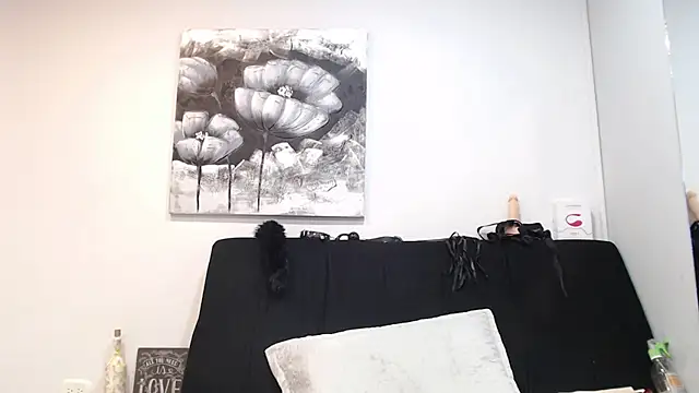 DonnaJoness online show from 11/20/25, 08:53